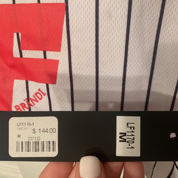 LF Cropped Tee - Picture 2 of 5